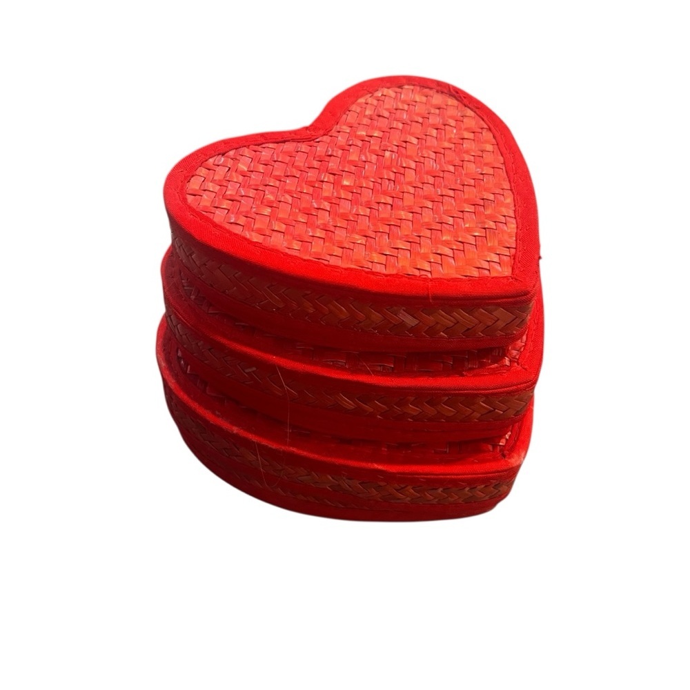 Vintage Woven Heart Shaped Nesting Boxes
